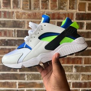 2021 Air Huarache “Scream Green”